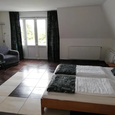 Villa Pelso
